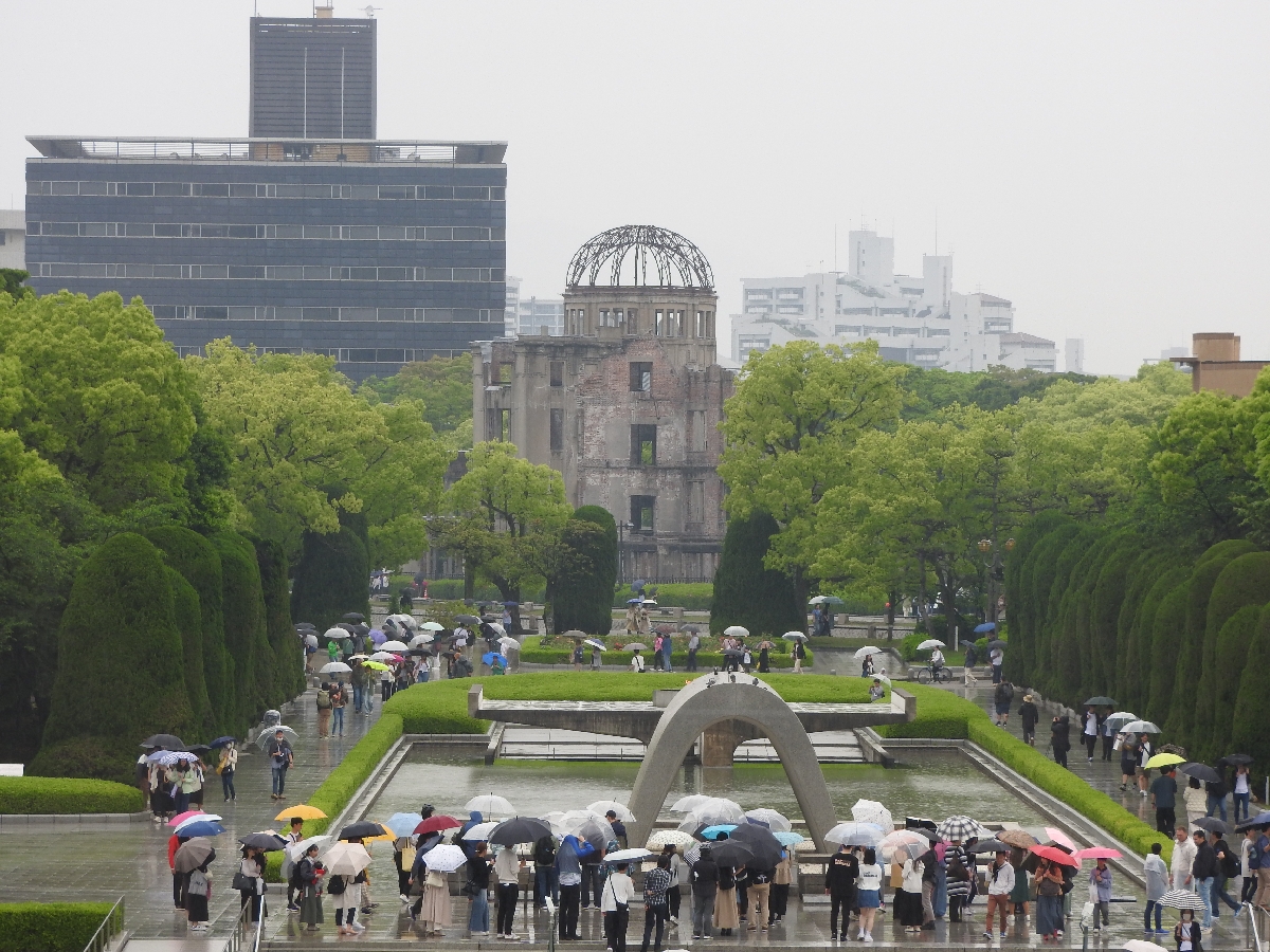 27 HIROSHIMA Peace Memorial